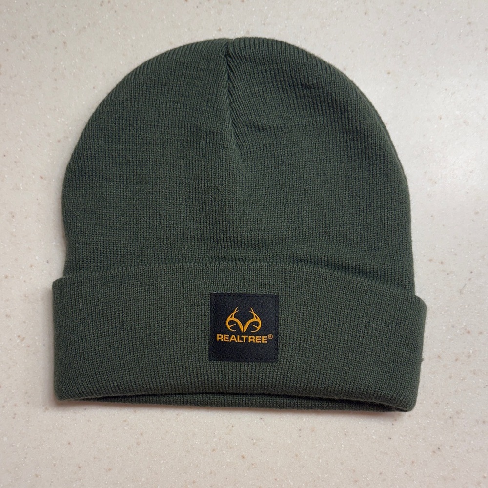 NWOT Realtree Beanie